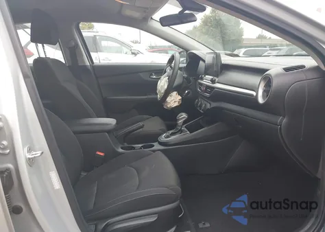 2020 Kia Forte Lxs z USA, uszkodzony, nr VIN 3KPF24AD3LE153884